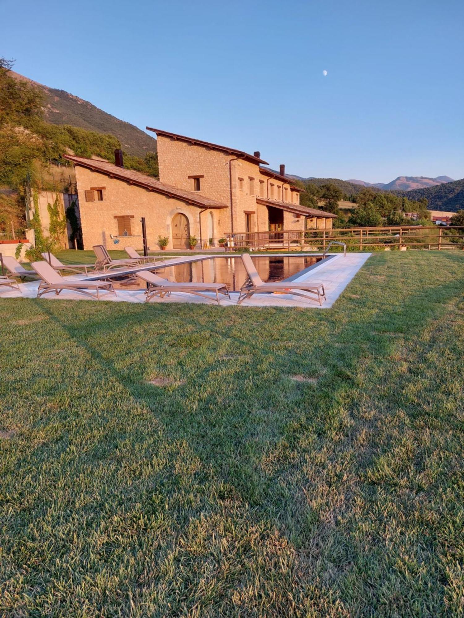 Casale Dei Briganti Villa Norcia Exterior photo